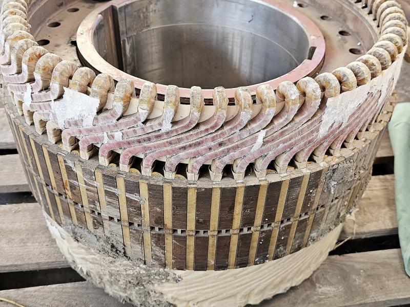 097 Cu - Elektro motory, trafa, cívky nad 300 kg 097 Cu - Elektro motory, trafa, cívky nad 300 kg