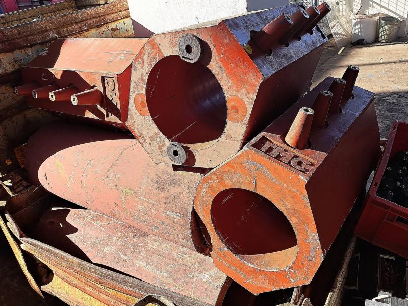 097 Cu - Elektro motory, trafa, cívky v plastu 097 Cu - Elektro motory, trafa, cívky v plastu