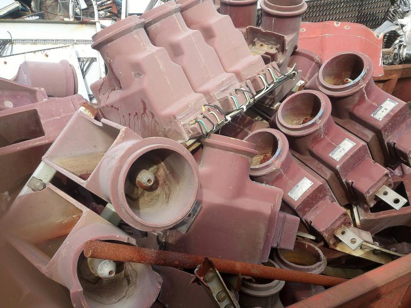 097 Cu - Elektro motory, trafa, cívky v plastu 097 Cu - Elektro motory, trafa, cívky v plastu