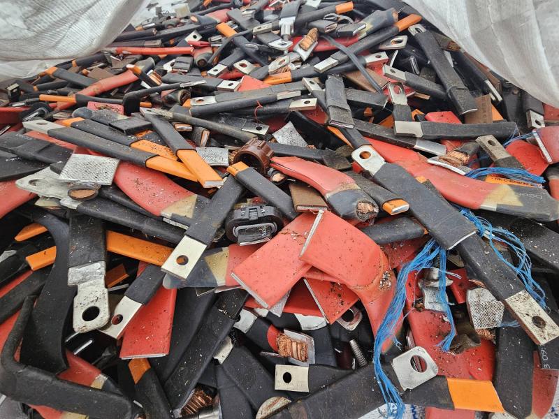 223 Al vodič s izolací, kabely mix, opředený 223 Al vodič s izolací, kabely mix, opředený