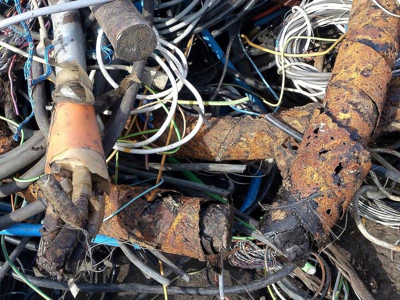 223 Al vodič s izolací, kabely mix, opředený 223 Al vodič s izolací, kabely mix, opředený