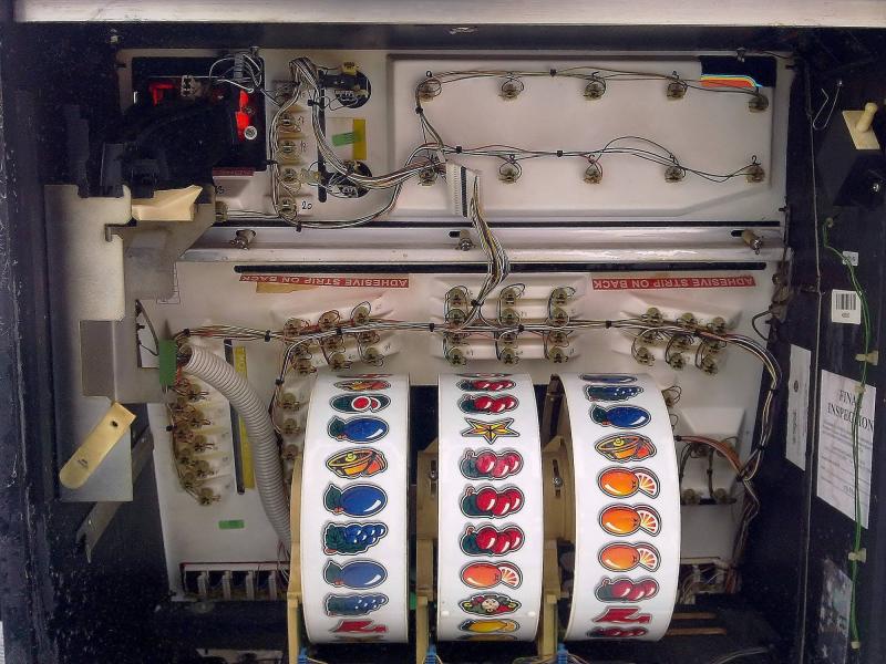 700 Elektrošrot, výherní, výdejní automaty, bankom 700 Elektrošrot, výherní, výdejní automaty, bankom