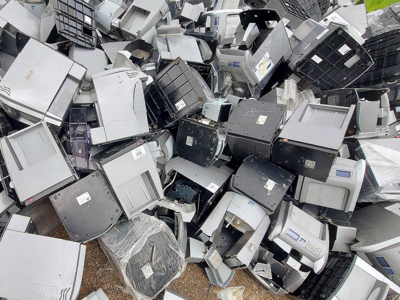 700 Elektrošrot, výherní, výdejní automaty, bankom 700 Elektrošrot, výherní, výdejní automaty, bankom