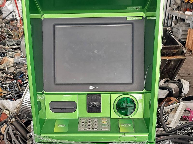 700 Elektrošrot, výherní, výdejní automaty, bankom 700 Elektrošrot, výherní, výdejní automaty, bankom