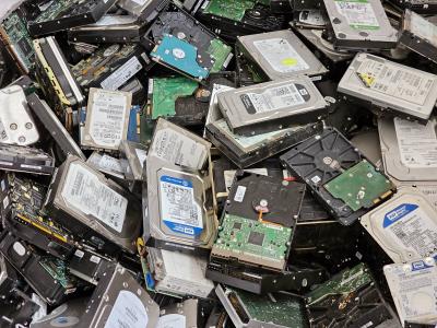 Plzeňský skart a.s. - skartace, likvidace - hard disky Plzeňský skart a.s. - skartace, likvidace - hard disky